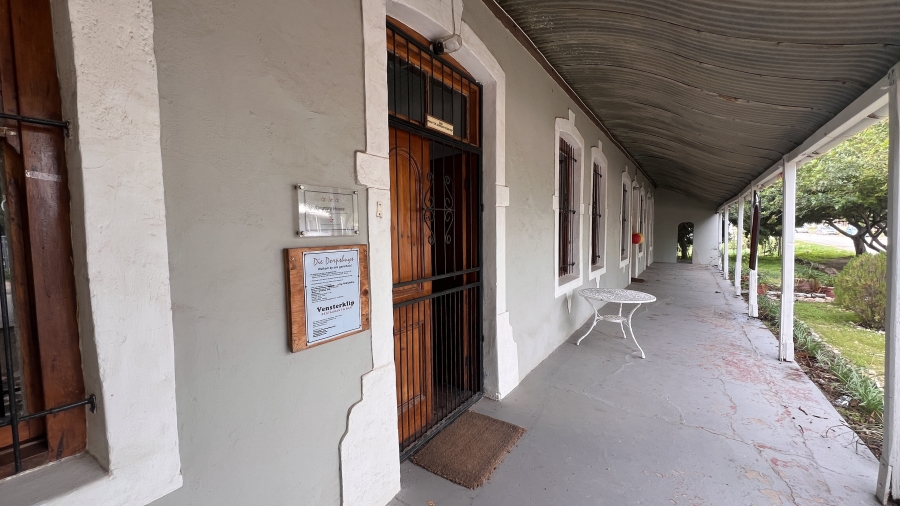 4 Bedroom Property for Sale in Redelinghuys Western Cape
